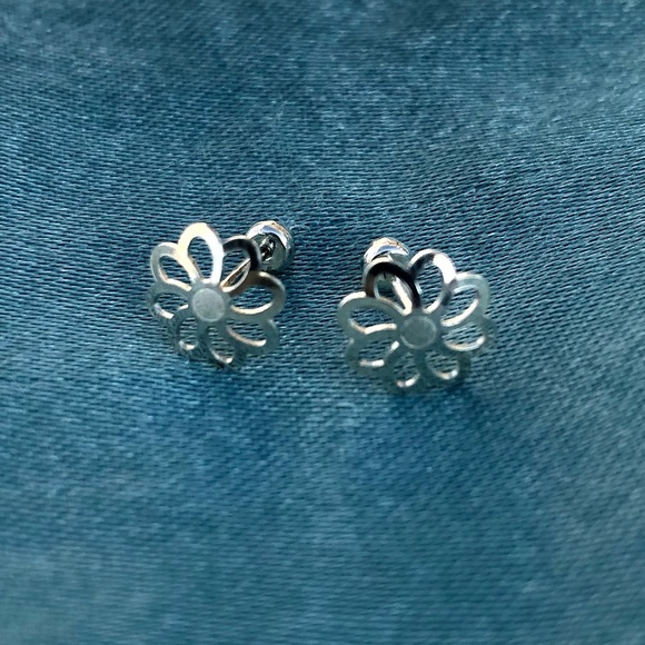 SOLD - Picture 3 of 4